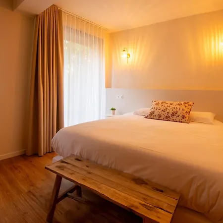 Hotell La Cachette De Nina- Madame Reve - Saint-girons